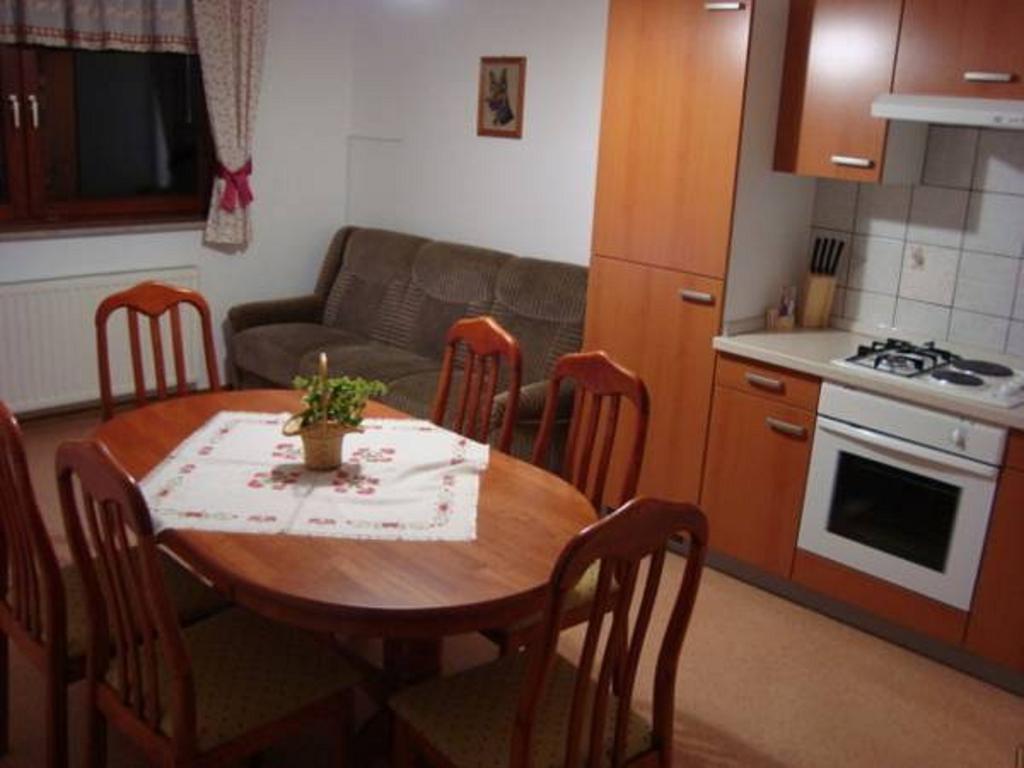Ferienwohnung Prenocisca Jezero Gorenje Jezero Zimmer foto