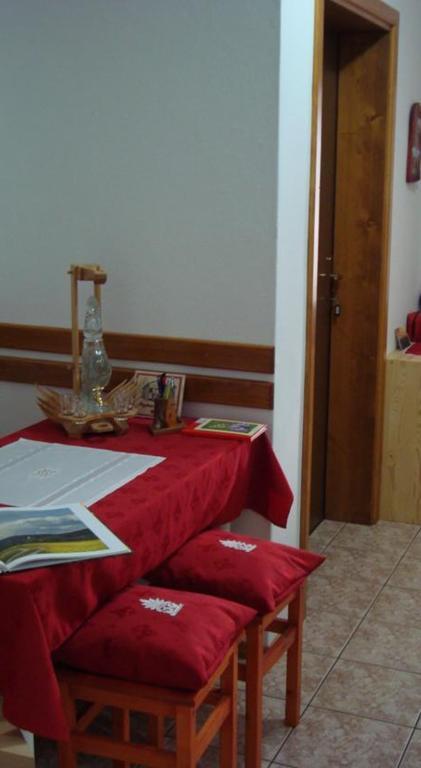 Ferienwohnung Prenocisca Jezero Gorenje Jezero Zimmer foto