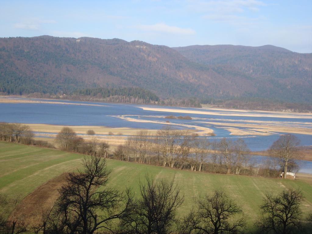Ferienwohnung Prenocisca Jezero Gorenje Jezero Exterior foto